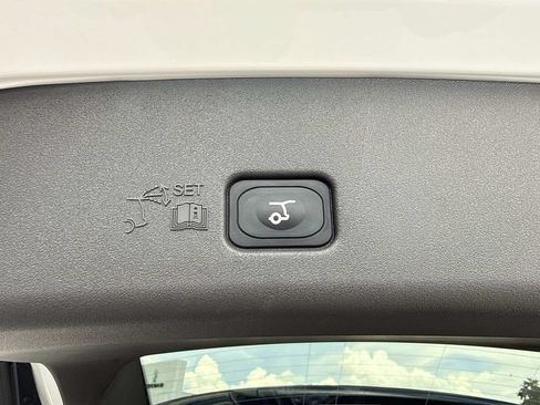 New 2026 Lincoln Nautilus Black Label AWD/4WD image 12