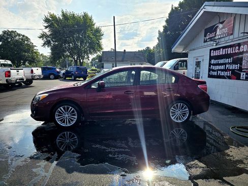 Used 2013 Subaru Impreza 2.0i Premium w/ Alloy Wheel Pkg + Moonroof image 6