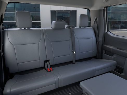 New 2026 Ford F250 XL w/ XL Chrome Package image 13