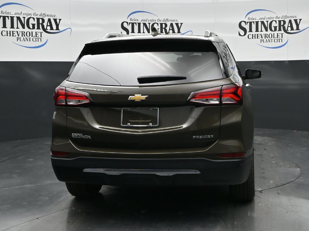 Used 2023 Chevrolet Equinox Premier FWD image 6