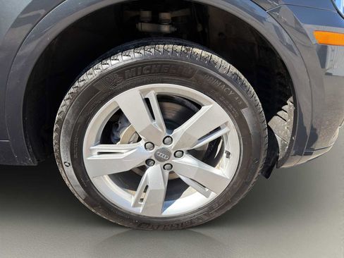 Used 2019 Audi Q5 2.0T Premium Plus w/ Premium Plus Package AWD/4WD image 28