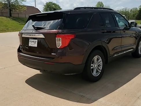 Used 2020 Ford Explorer XLT AWD/4WD image 8