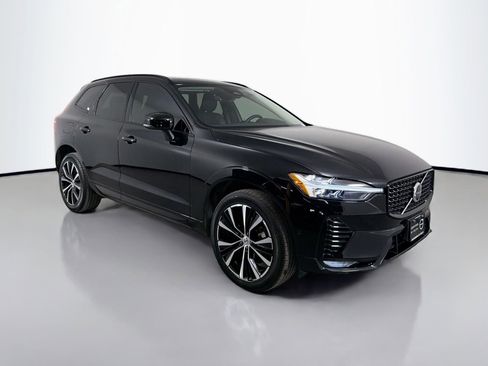 Certified 2024 Volvo XC60 B5 Plus w/ Protection Package Premier AWD/4WD image 3