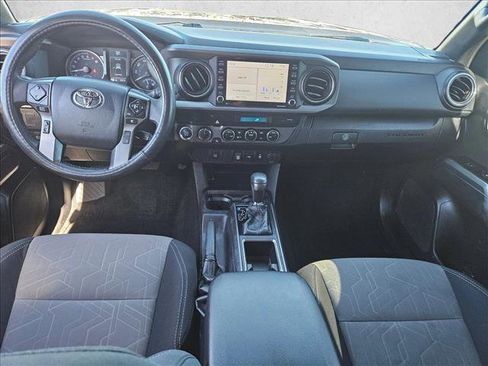 Used 2023 Toyota Tacoma TRD Off-Road image 15