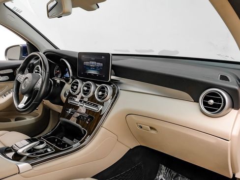 Used 2017 Mercedes-Benz GLC 300 4MATIC Coupe w/ Premium 2 Package image 11