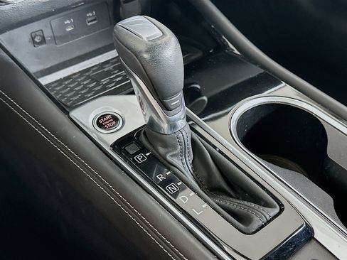 Used 2023 Nissan Altima 2.5 SV w/ SV Premium Package FWD image 25