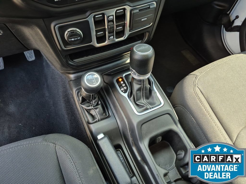 Used 2023 Jeep Gladiator Overland AWD/4WD image 20
