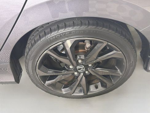 Used 2020 Honda Civic Sport image 11