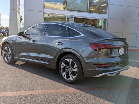 Used 2021 Audi e-tron Premium Plus w/ Premium Plus Package image 3