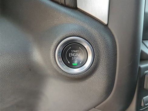 Used 2019 GMC Sierra 1500 SLT w/ SLT Premium Package image 33