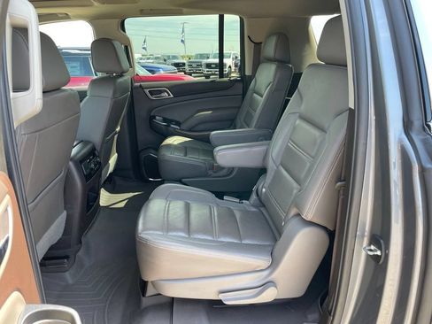Used 2020 GMC Yukon XL Denali w/ Open Road Package AWD/4WD image 8