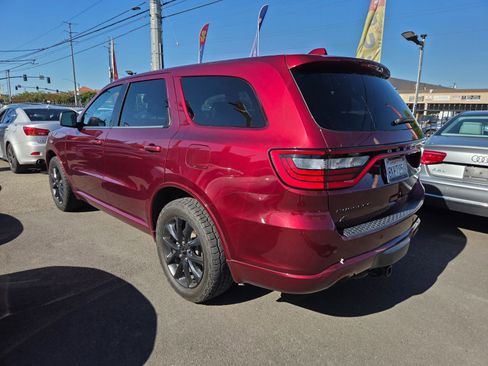 Used 2018 Dodge Durango GT w/ Blacktop Package AWD/4WD image 2