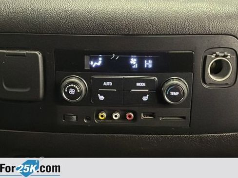 Used 2016 Chevrolet Suburban LTZ AWD/4WD image 39