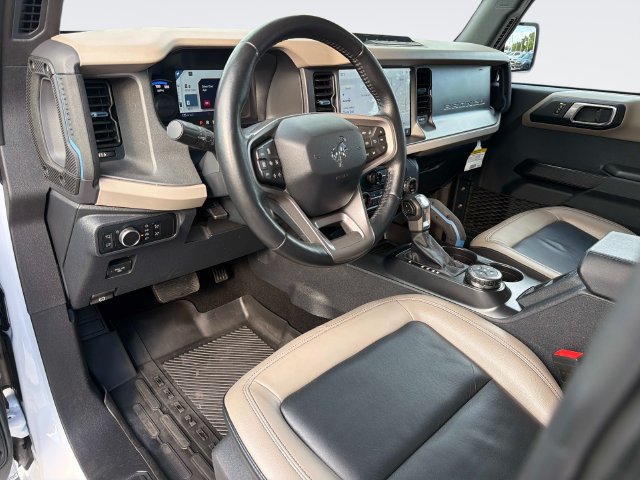 Used 2024 Ford Bronco Wildtrak AWD/4WD image 21