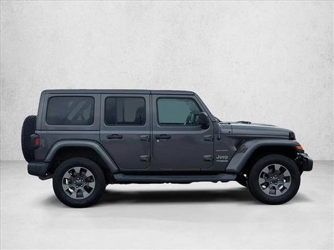 Used 2019 Jeep Wrangler Unlimited Sahara image 4