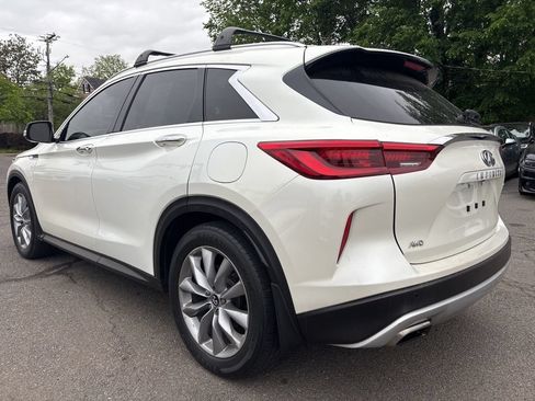 Used 2019 INFINITI QX50 Essential w/ Premium Heat Package AWD/4WD image 4