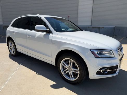 Used 2015 Audi Q5 3.0T Prestige AWD/4WD image 1