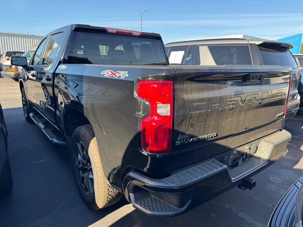 Used 2024 Chevrolet Silverado 1500 RST AWD/4WD image 7