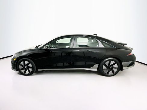 Used 2024 Hyundai Ioniq 6 SE RWD image 4