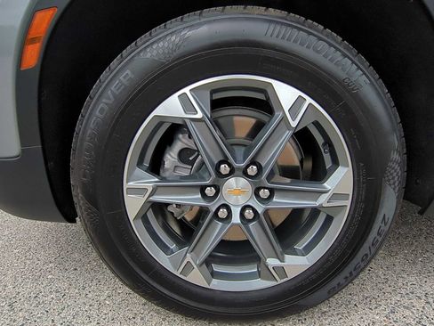 Used 2025 Chevrolet Blazer LT FWD image 28