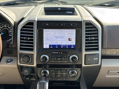 Used 2020 Ford F150 Limited w/ Trailer Tow Package image 13