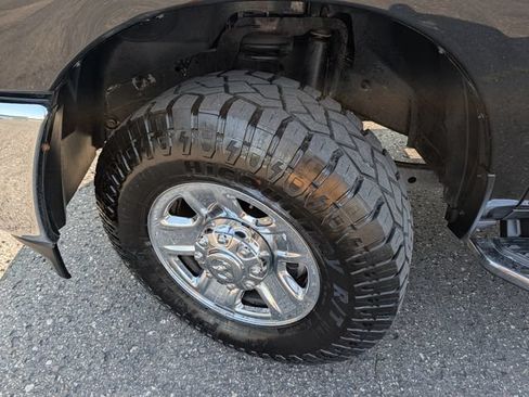Used 2022 RAM 2500 Big Horn AWD/4WD image 3