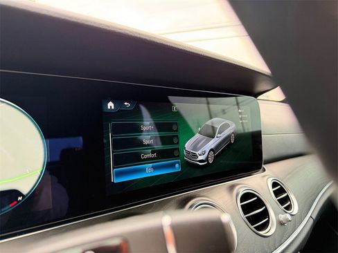 Used 2023 Mercedes-Benz E 350 E 350 4MATIC image 29