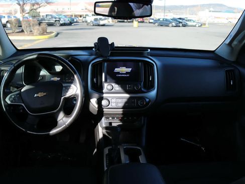 Used 2019 Chevrolet Colorado LT w/ LT Convenience Package image 14