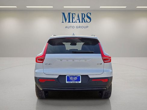 New 2026 Volvo XC40 B5 Ultra w/ Protection Package Premier image 4