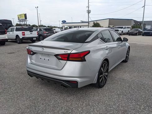 Used 2019 Nissan Altima 2.5 SR w/ SR Premium Package FWD image 4