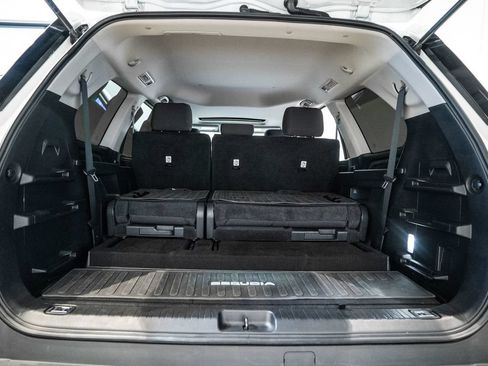 Used 2023 Toyota Sequoia SR5 AWD/4WD image 40
