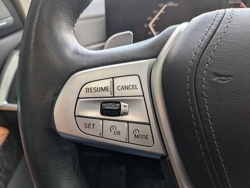 Used 2023 BMW X7 xDrive40i w/ Premium Package AWD/4WD image 22