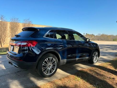 Used 2018 Lincoln MKX Reserve image 18