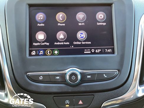 Used 2024 Chevrolet Equinox LT FWD image 3