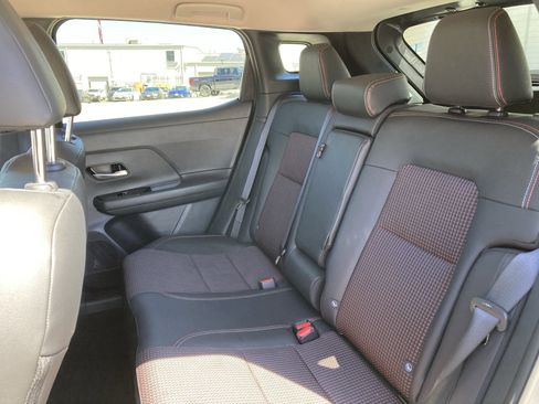 Used 2026 Nissan Kicks SR w/ Cold Weather Package image 27