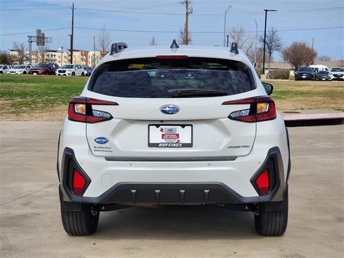 Certified 2025 Subaru Crosstrek 2.5i Limited w/ Crosstrek Mirror Package image 6