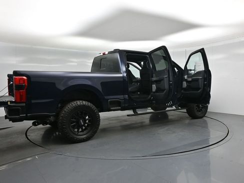New 2025 Ford F250 Platinum image 5