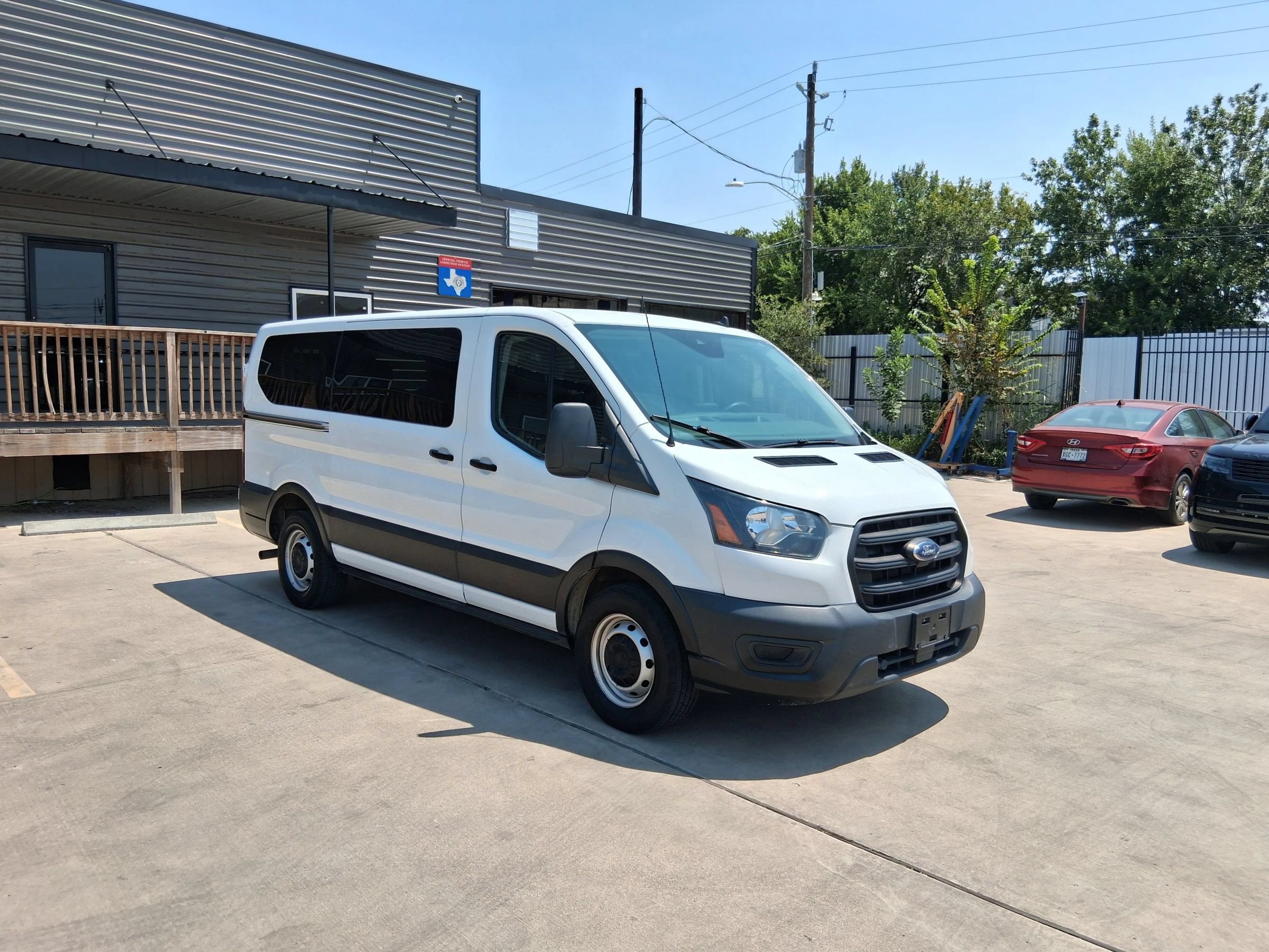 Used 2020 Ford Transit 150 XL RWD image 11
