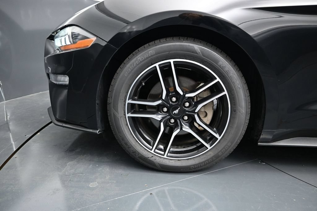 Used 2022 Ford Mustang Premium RWD image 18