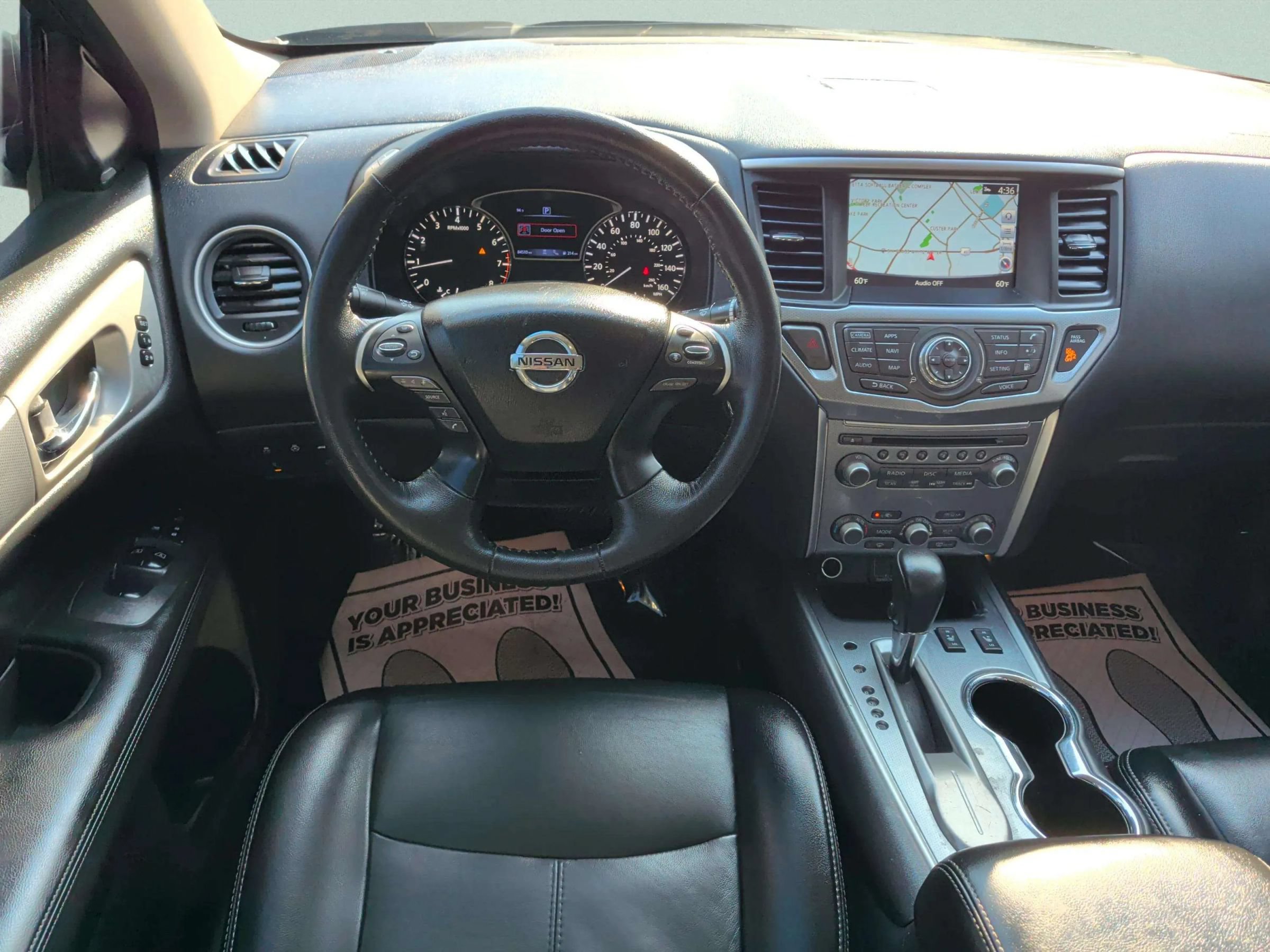 Used 2020 Nissan Pathfinder SL FWD image 23