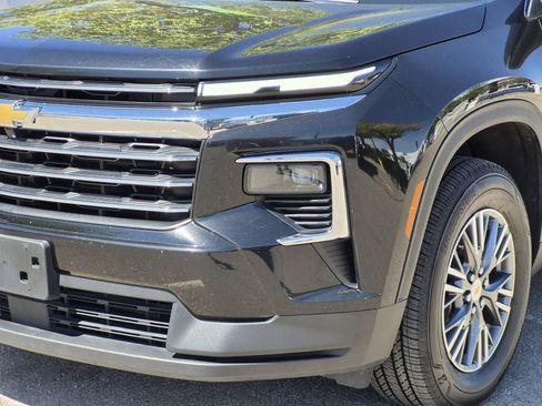 Certified 2025 Chevrolet Traverse LT FWD image 7