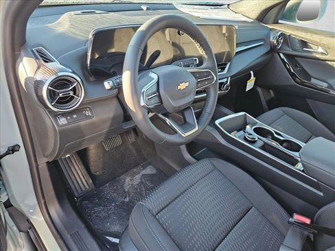 New 2026 Chevrolet Equinox LT FWD image 12