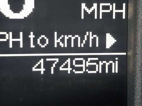 Used 2023 RAM 1500 Classic SLT image 22