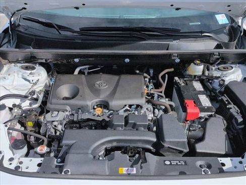 Used 2025 Toyota RAV4 LE image 23