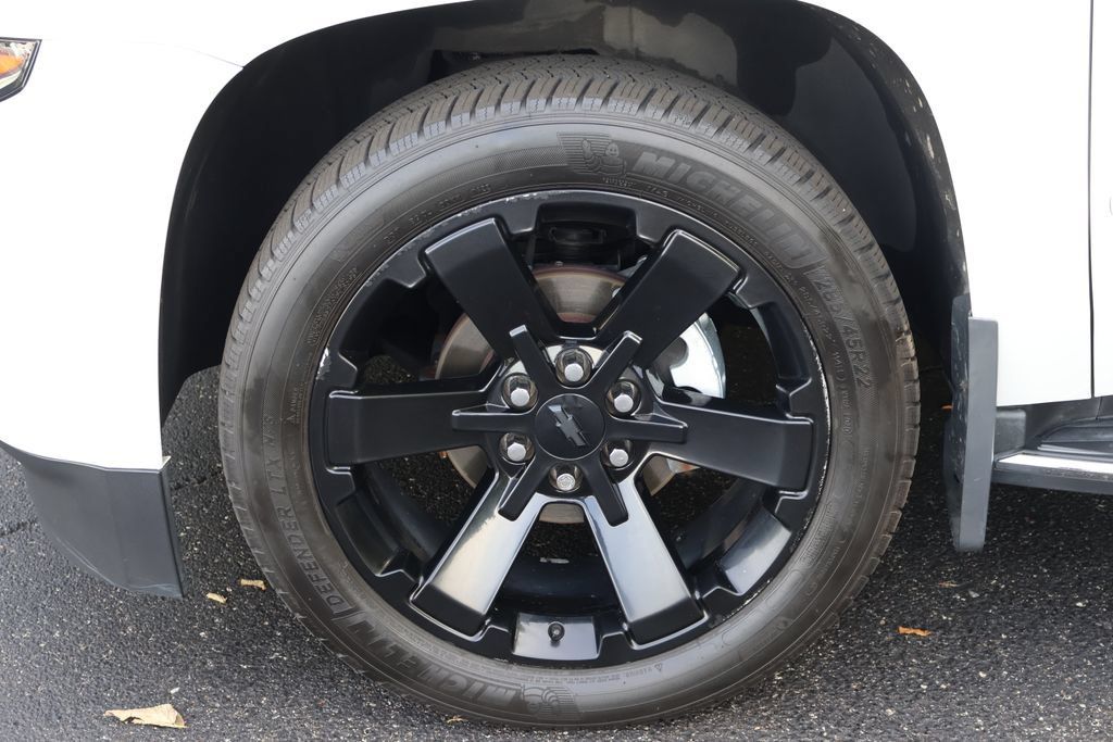 Used 2018 Chevrolet Tahoe Premier AWD/4WD image 14