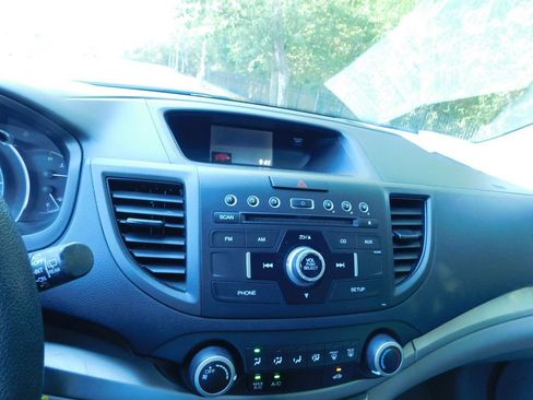 Used 2014 Honda CR-V LX image 5
