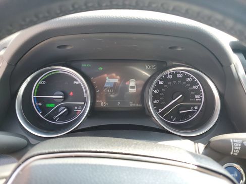 Certified 2020 Toyota Camry XLE FWD image 23
