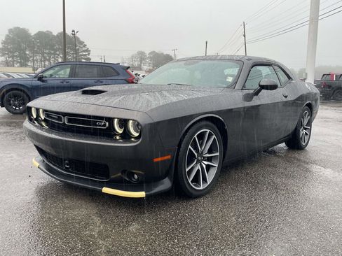 Used 2023 Dodge Challenger GT w/ Plus Package image 5
