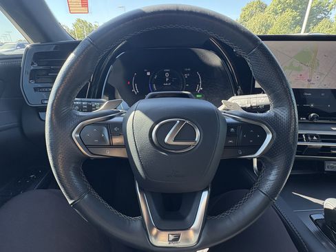 Used 2024 Lexus RX 500h F Sport image 18