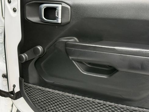 Used 2020 Jeep Wrangler Sport AWD/4WD image 67